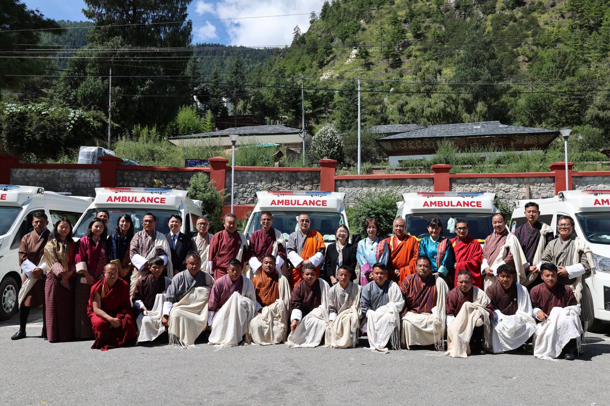 Health Minister Inaugurates Eleven New Mobile Medical Units to Strengthen Outreach Healthcare Nationwide